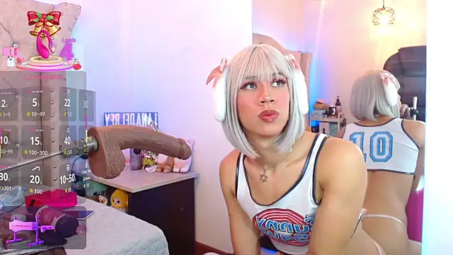 Eva Walker  online show from December 15, 5:56 am