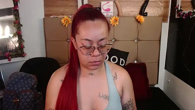 MIA  SPENCER online show from March 5, 6:15 pm