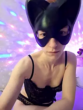 SecretIna online show from June 9, 7:57 pm