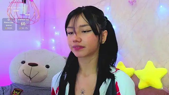 april bennett online show from April 1, 1:23 pm