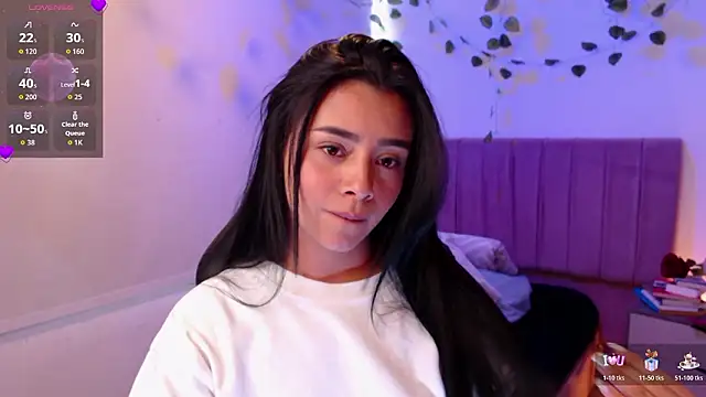 MarilynWhite  online show from January 15, 8:04 pm