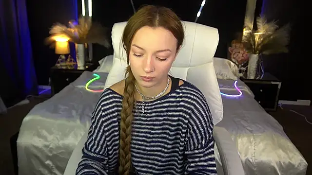 FoxyMayy online show from November 20, 3:35 pm