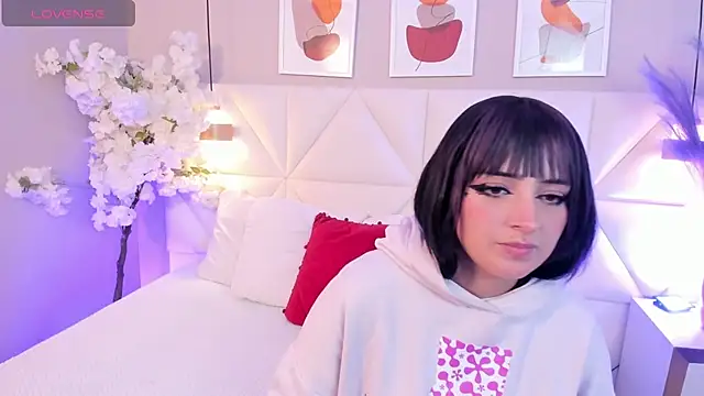 Adara  carter  online show from October 1, 3:33 am