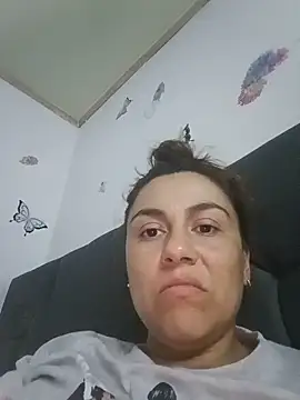 vanessa-titisM online show from June 11, 2:11 am