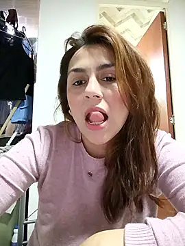 Snapshot of vanessa-titisM chatting on October 4, 3:45 am vanessa-titisM online show from October 4, 3:45 am