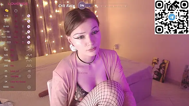 Nutsy Kitty online show from November 27, 10:45 pm