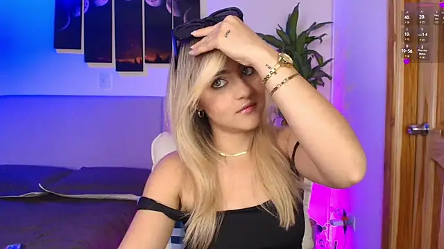 MaryMoon  online show from February 7, 2:37 am