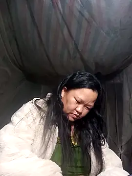 riso-00 online show from December 21, 4:00 pm