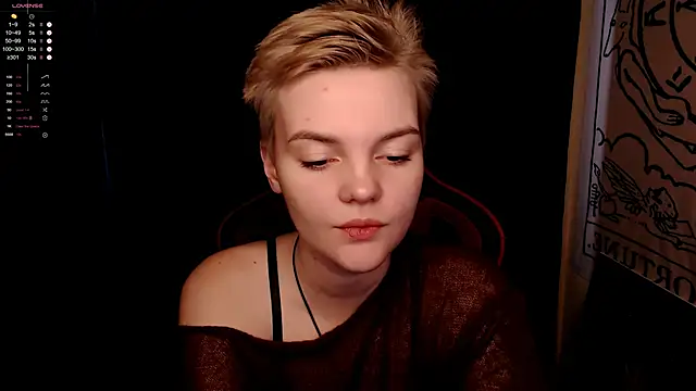 KrisNeal online show from November 3, 10:19 am