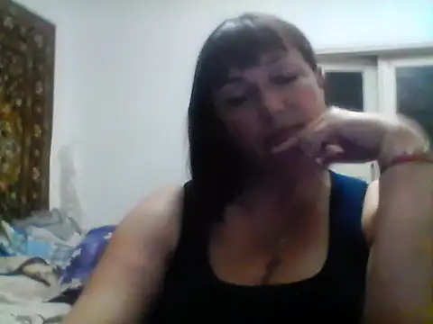Snapshot of MariannaLove759 chatting on October 6, 3:29 pm MariannaLove759 online show from October 6, 3:29 pm