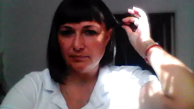 Snapshot of MariannaLove759 chatting on September 23, 6:11 am MariannaLove759 online show from September 23, 6:11 am
