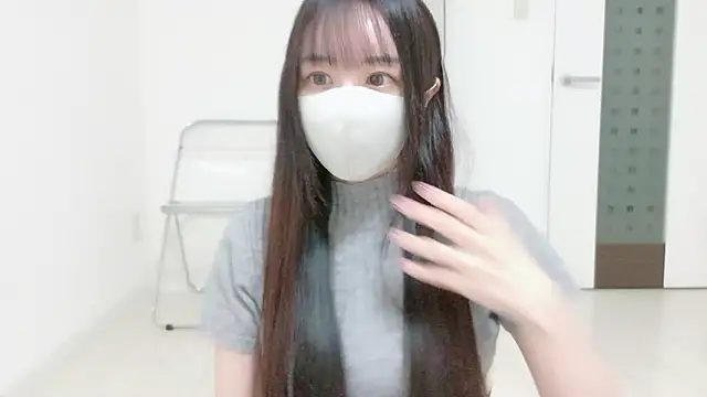  Mia land  online show from February 9, 2:41 pm