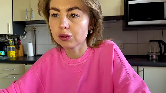 MartaLuna  online show from March 23, 11:27 am