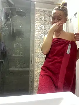 MartaLuna  online show from January 16, 7:21 pm