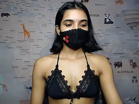 Snapshot of Sweetangle24 chatting on September 17, 9:29 am Sweetangle24 online show from September 17, 9:29 am