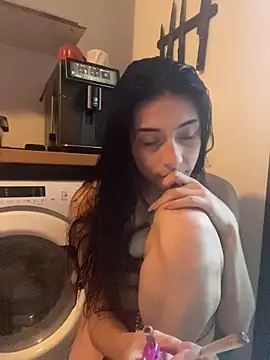 Snapshot of Zakiramym chatting on October 10, 4:45 pm Zakiramym online show from October 10, 4:45 pm