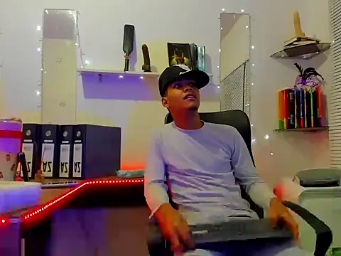 xxKamadevaxx online show from March 12, 1:03 pm