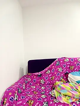 April Becker online show from December 20, 3:43 am