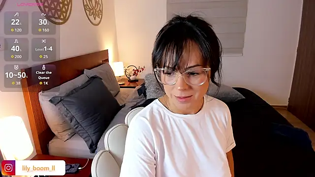 Lyliboomm online show from November 22, 2:14 am