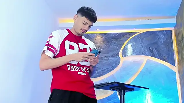 Iam Steven online show from February 19, 12:37 pm