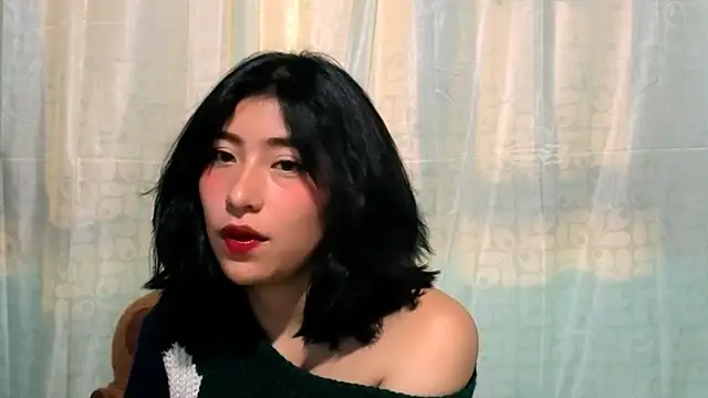 Sullyoonn online show from November 8, 12:15 am