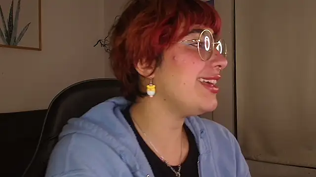 Miacatsito3 online show from February 12, 1:07 am