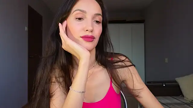 Lillian-Clark online show from January 10, 11:04 am