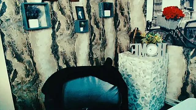 EmmaCat  online show from October 27, 6:31 am