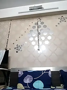 Snapshot of Loveangle1 chatting on October 5, 6:46 pm Loveangle1 online show from October 5, 6:46 pm