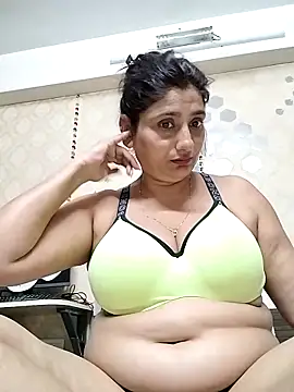 Snapshot of Loveangle1 chatting on September 17, 7:01 pm Loveangle1 online show from September 17, 7:01 pm