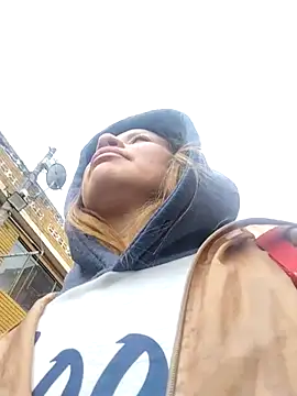 LaraCaliente online show from October 16, 11:46 am