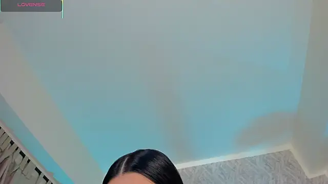 Snapshot of Sophiie_Belle chatting on October 13, 2:09 pm Sophiie Belle online show from October 13, 2:09 pm