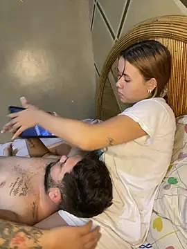 coupleyys online show from February 8, 2:48 am