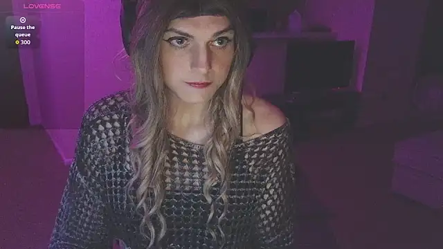 EnbyGamerChick online show from September 20, 6:01 am