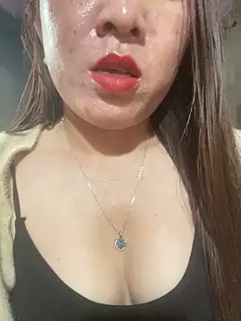 Luna-ass online show from February 10, 8:50 am