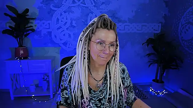 UmaSpace online show from April 18, 5:10 am