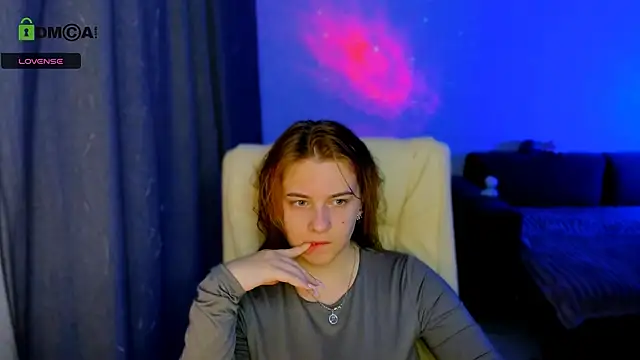 red  dizzy online show from November 29, 4:16 am