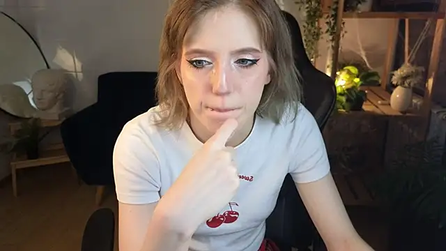 MorgyAsuna  online show from November 5, 1:38 pm