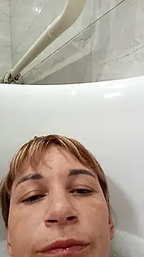 Snapshot of SweetKiss96 chatting on October 2, 8:14 pm SweetKiss96 online show from October 2, 8:14 pm