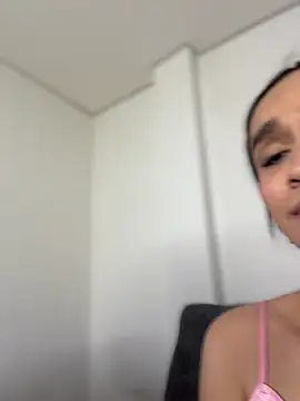 Isabella-Teen online show from January 16, 3:02 am