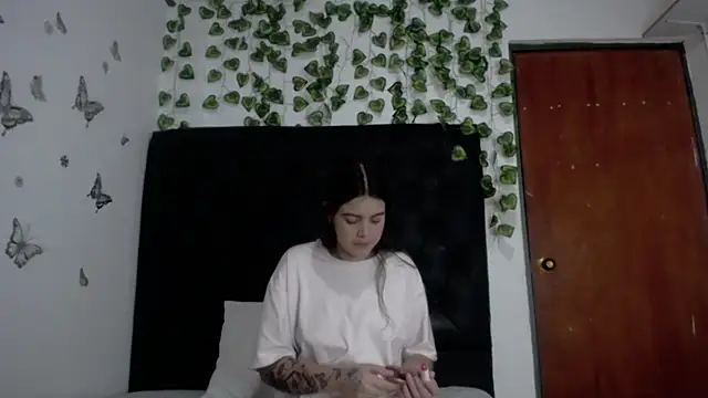 isabel 09 online show from April 6, 12:28 pm