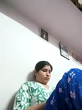 aliya-jaan71 online show from April 12, 9:23 am