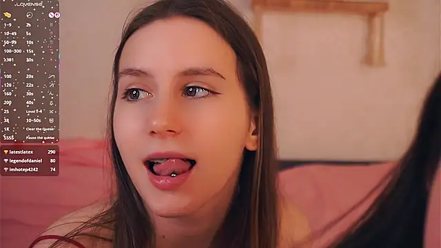 GabrielleLynchard online show from November 9, 7:54 pm