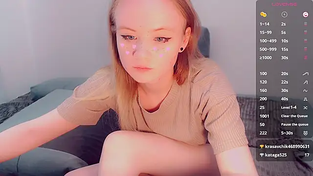 AliceNya cute online show from April 12, 7:55 am