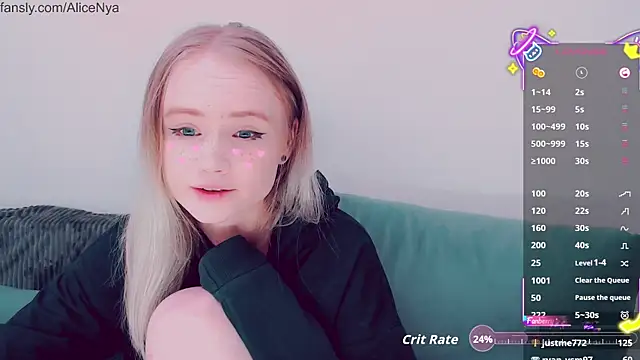 AliceNya cute online show from November 1, 5:55 am
