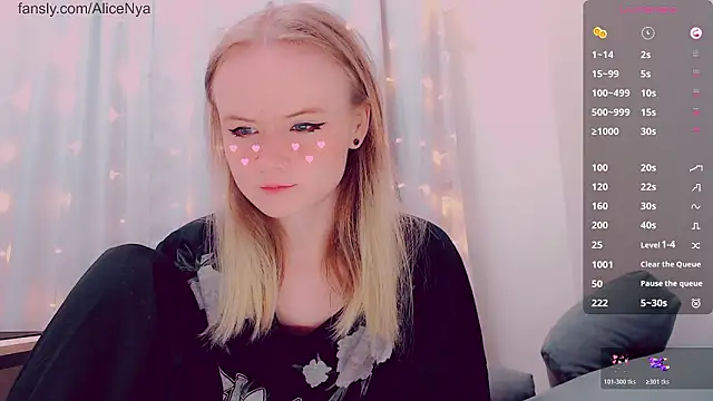 AliceNya cute online show from February 17, 5:29 am