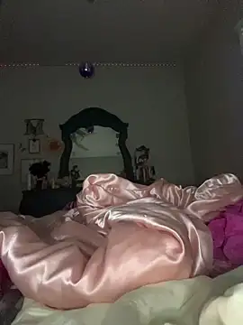 Texxaspearl online show from November 30, 1:59 pm