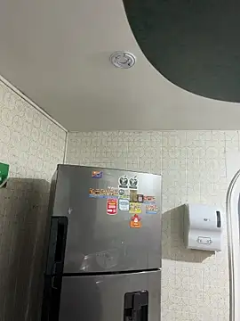 krisstenSantos online show from April 14, 4:18 pm