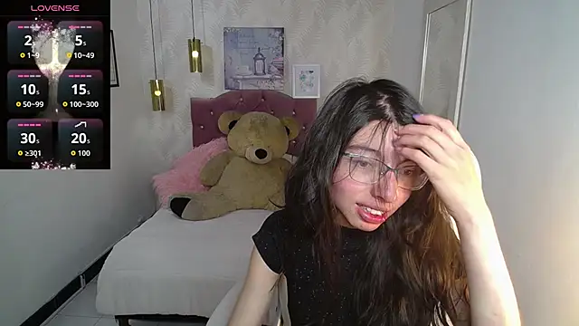 alllyson  online show from November 24, 7:49 pm