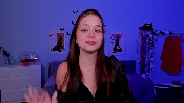 BetsyKiss online show from October 28, 5:08 pm